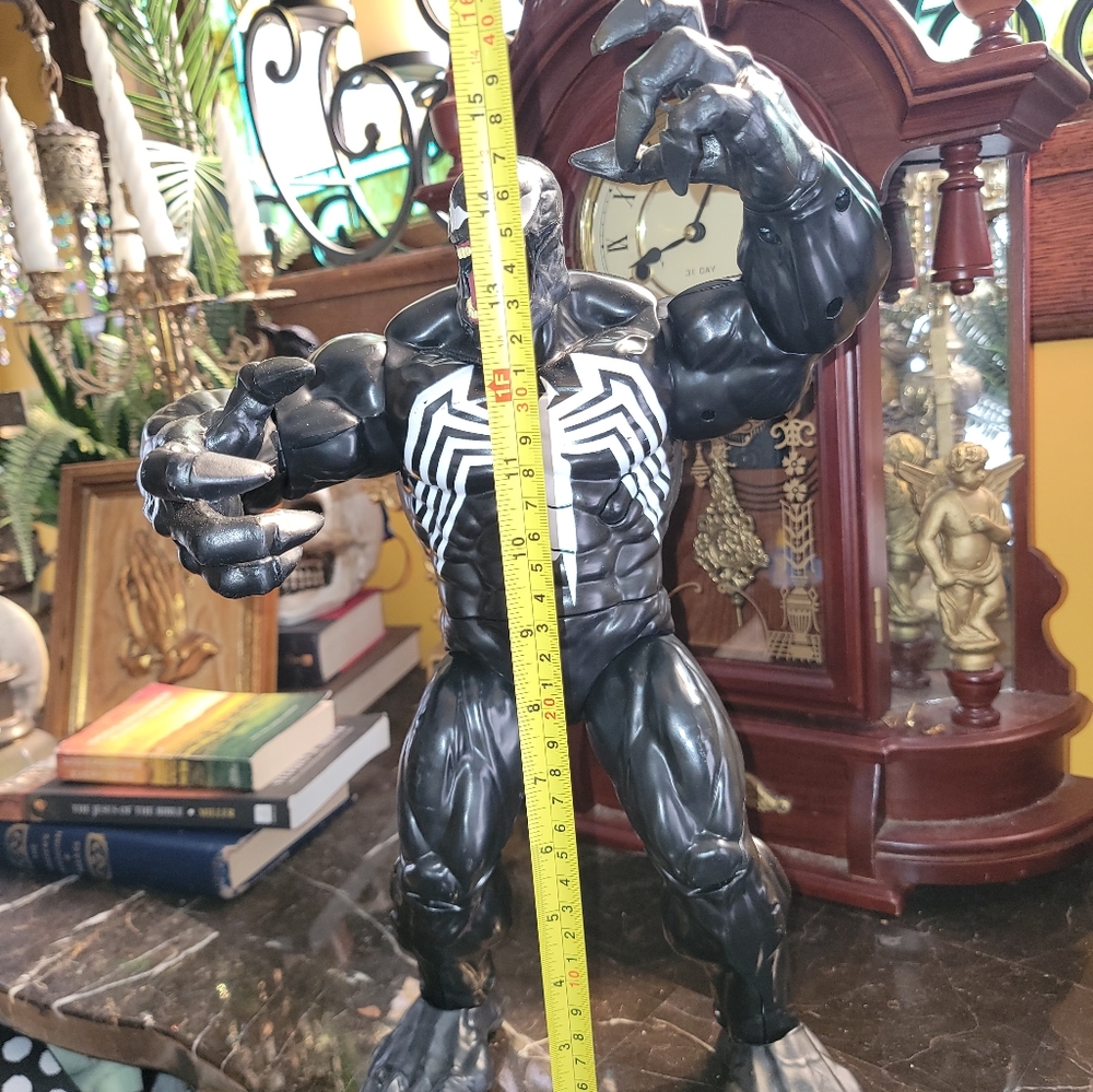 COPY - Disney store Talking Venom Big toy figure